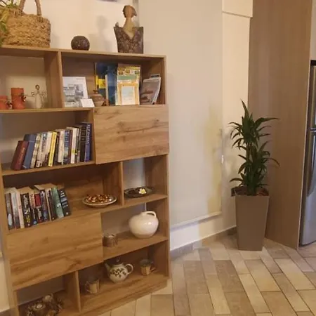 Plumeria Place Bright And Spacious Casa vacanze Larnaca